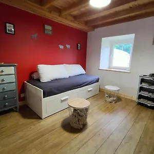 les-petites-poussires.hotels-rhonealpes.com/